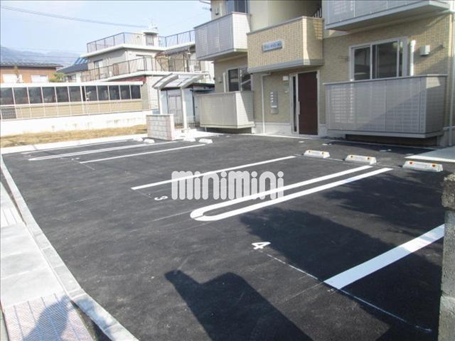 駐車場　駐車場スペース