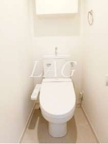 ＪＲ中央線 西八王子駅 徒歩4分 3階建 築9年のトイレ写真