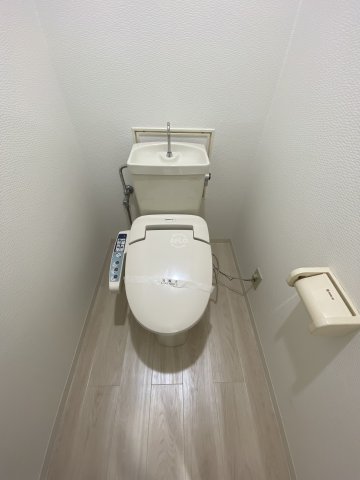 トイレ　アルボール西道頓堀　トイレ