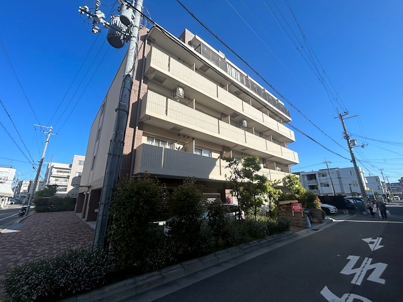 ホープ西宮の外観写真