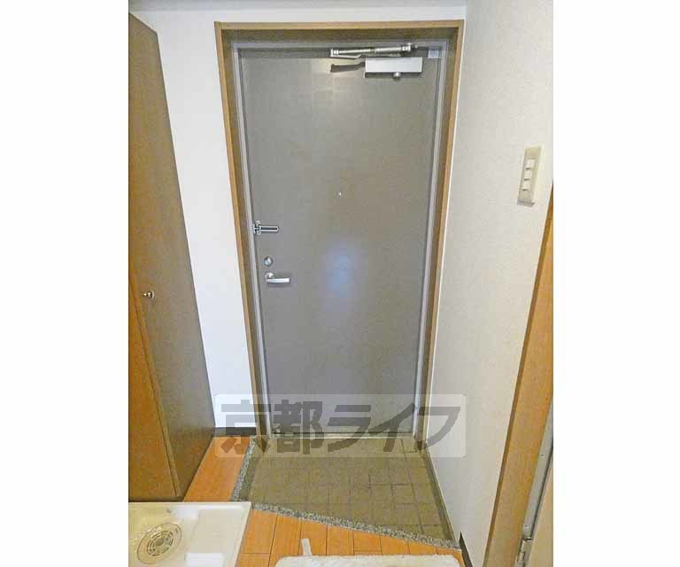 アーベイン吉田の玄関写真