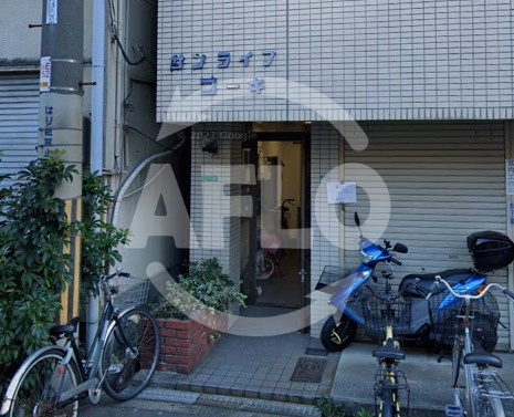 エントランス　サンライフコーキ　エントランス