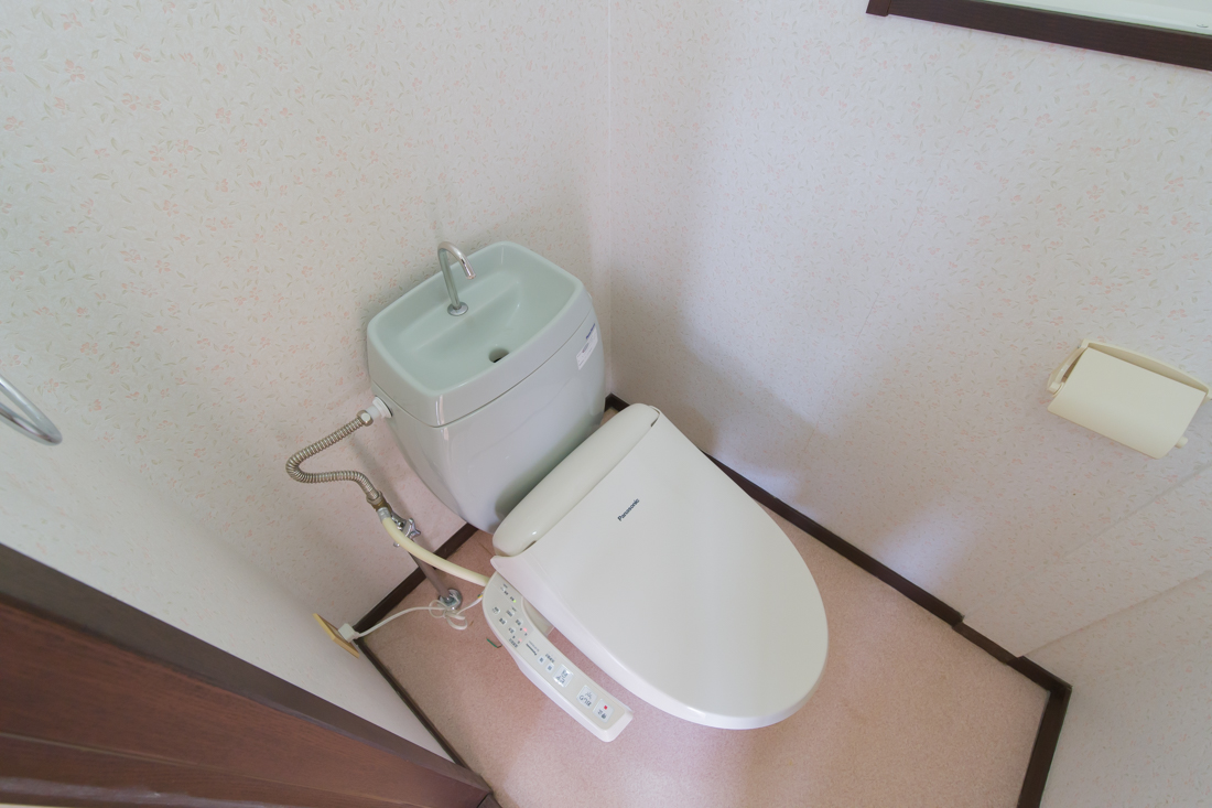 トイレ　ウォシュレット