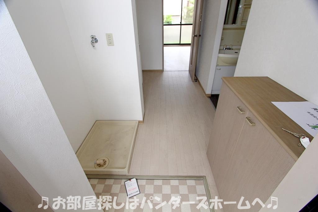 ヴィオックスアベニュー磯島の玄関写真