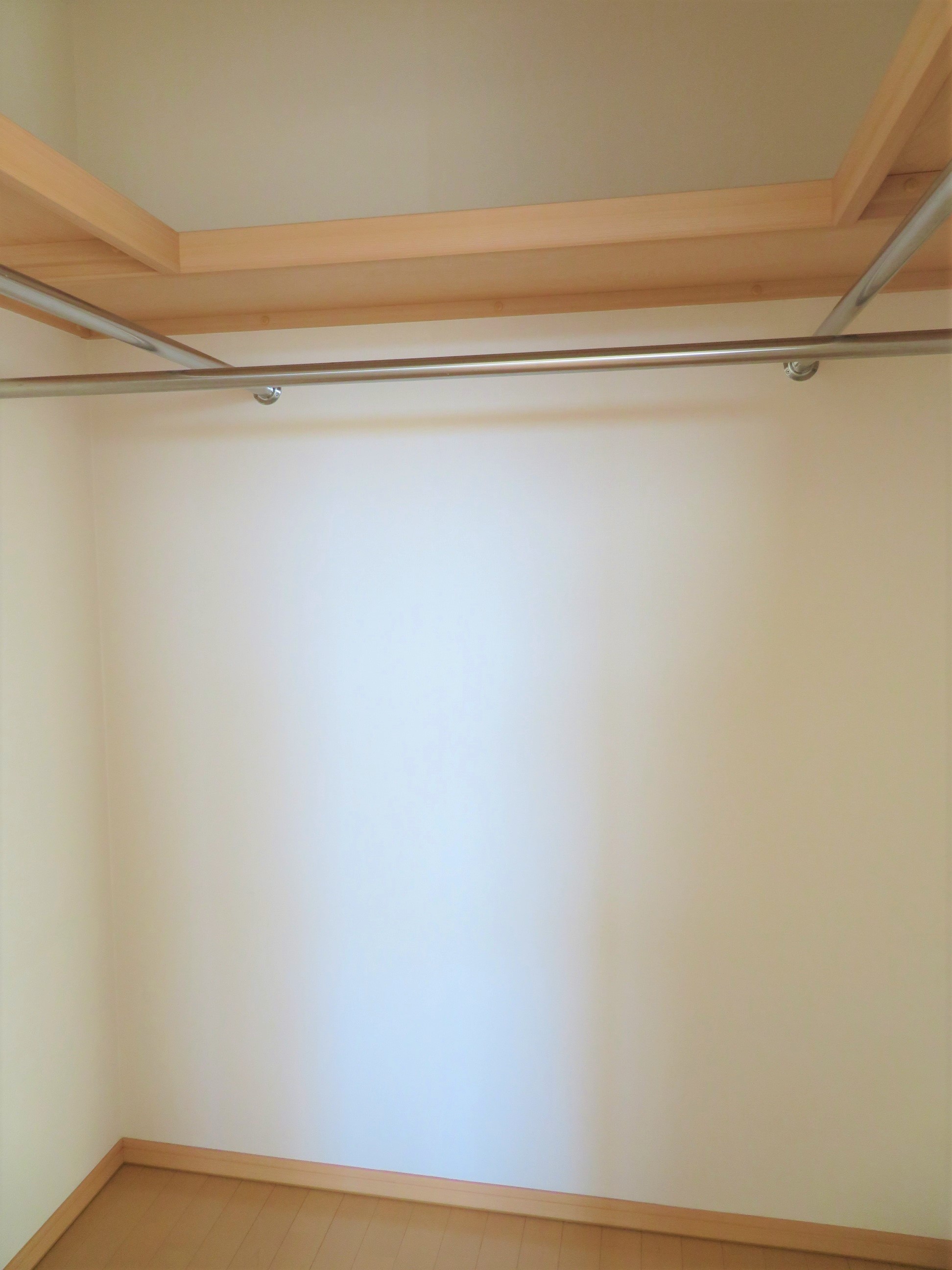 収納　ウォークイン付き！洋服が多い方でも安心です。