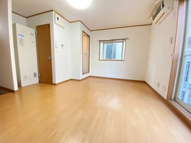 居室・リビング　参考写真です。