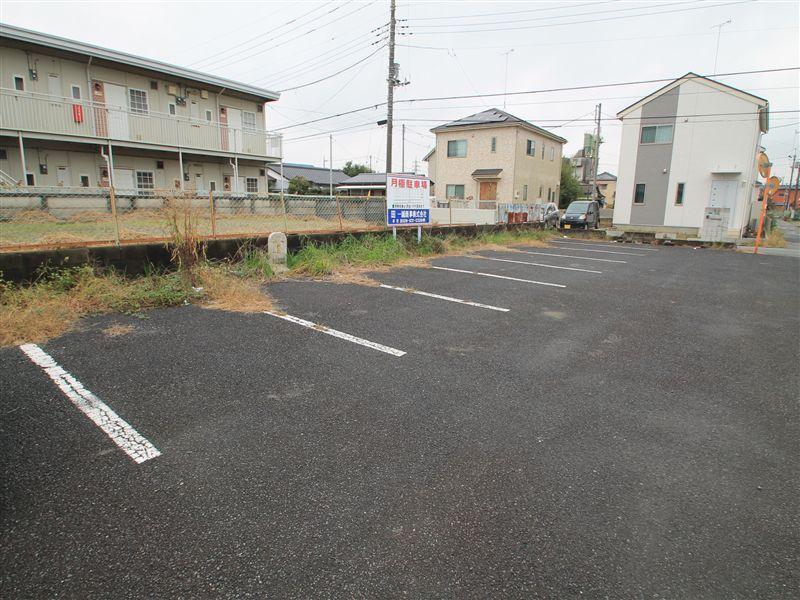 【ライブコア神立Ａの駐車場】