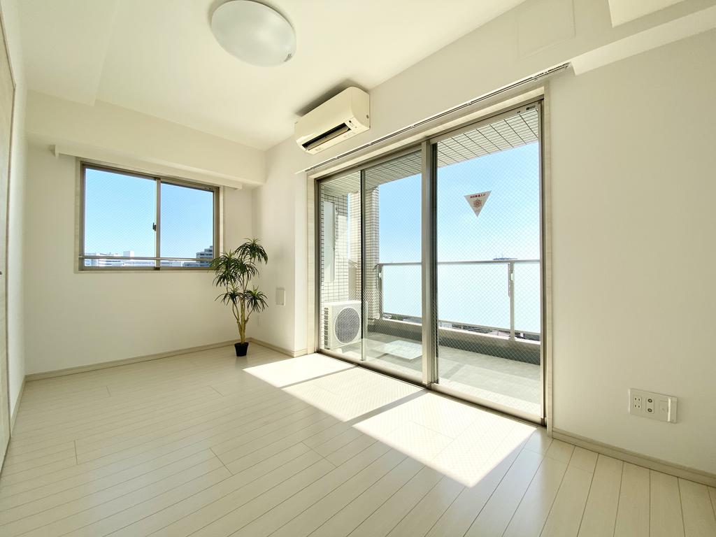 居室・リビング　角部屋・南向きの明るいお部屋