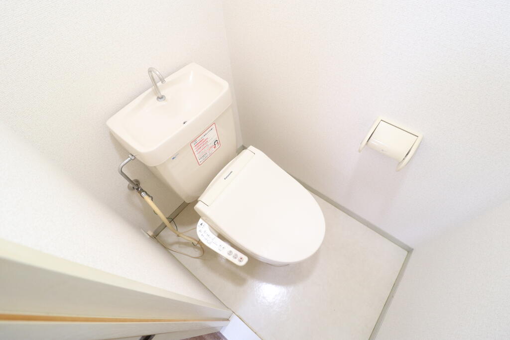 ジョイファミリー総社 A棟のトイレ写真