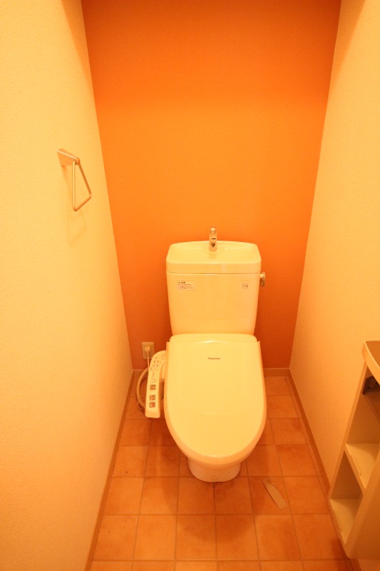 【宮若市本城のアパートのトイレ】