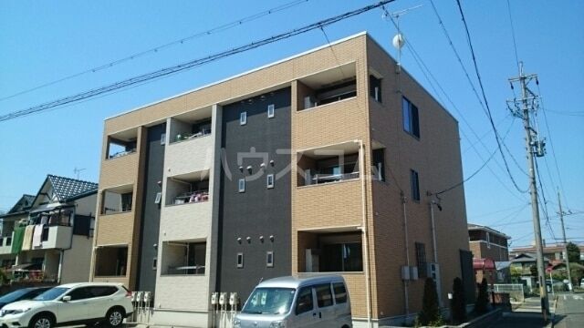 名古屋市中川区川前町のアパートの建物外観
