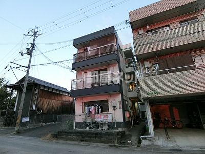 兵庫県加東市社（マンション）の賃貸物件の外観