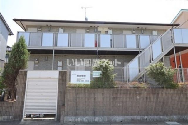 福岡市西区富士見のアパートの建物外観