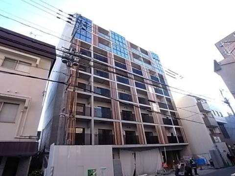 グラージュ春日丘の建物外観