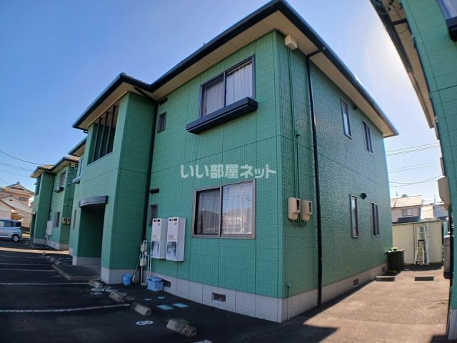 岩沼市藤浪のアパートの建物外観