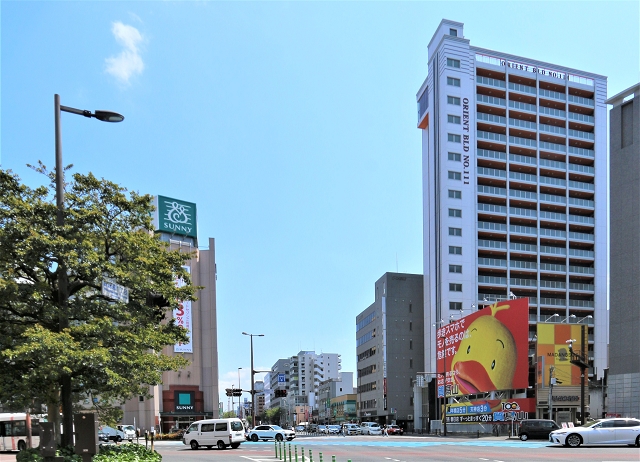 福岡市中央区高砂のマンションの建物外観