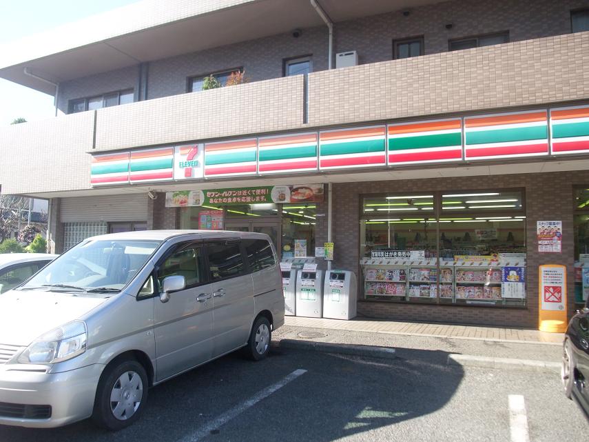 コンビニ　セブンイレブン保谷本町店（コンビニ）まで94m
