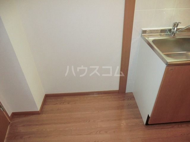 【安城市里町のアパートのその他設備】