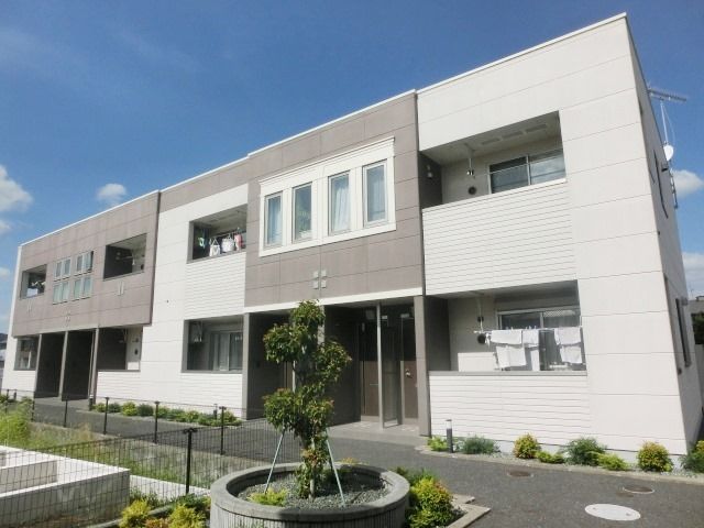 建物外観　2014年完成の築浅物件です