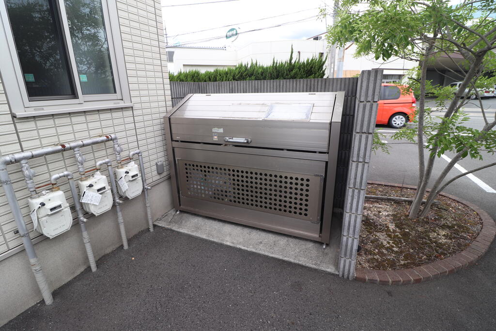 その他共有部分　敷地内ゴミST☆