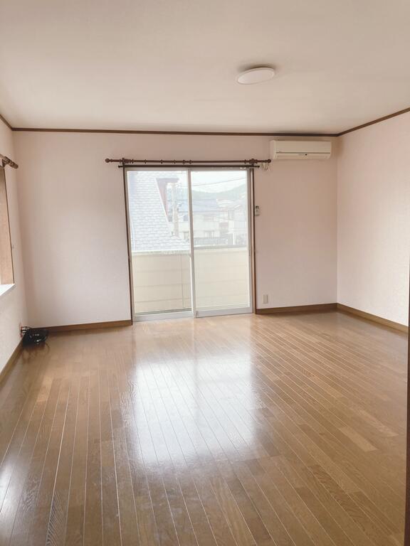 居室・リビング　3面採光