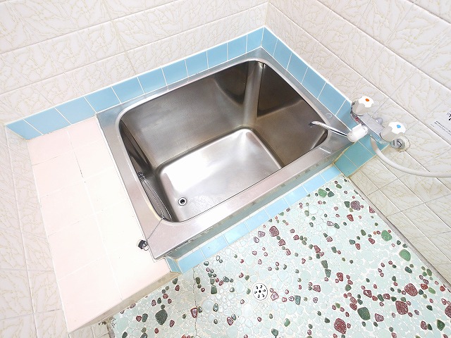 バス・シャワールーム　ゆったり過ごせるお風呂です