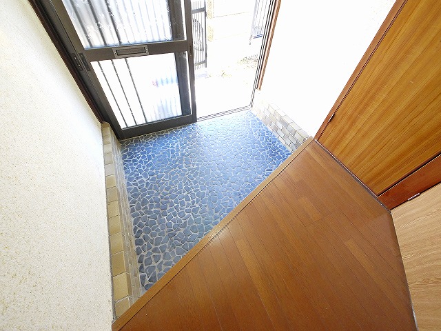 玄関　シンプルで使いやすい玄関です