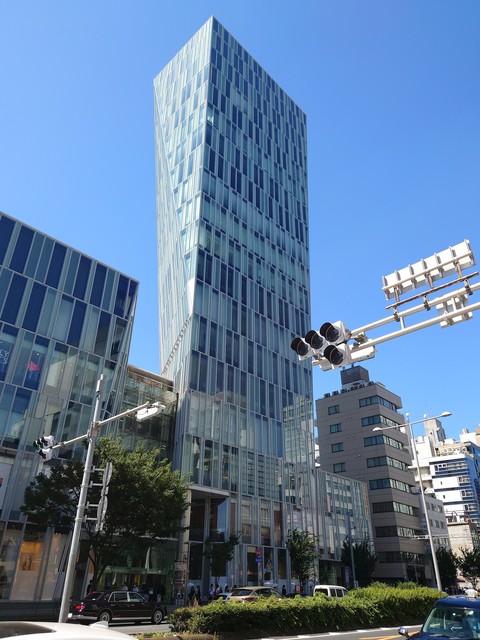 スーパー　紀ノ国屋インターナショナル（スーパー）まで648m