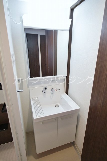 洗面設備　シャンプードレッサー