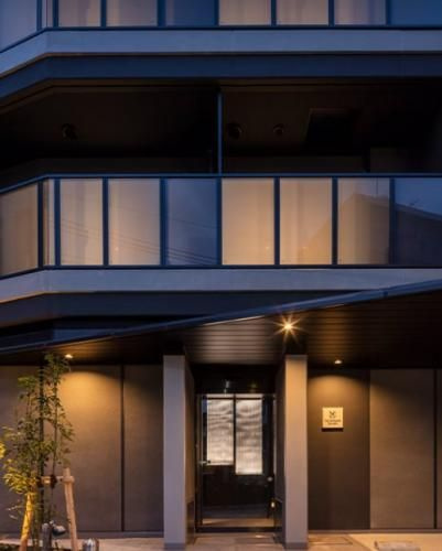 エントランス　落ち着いたエントランスです