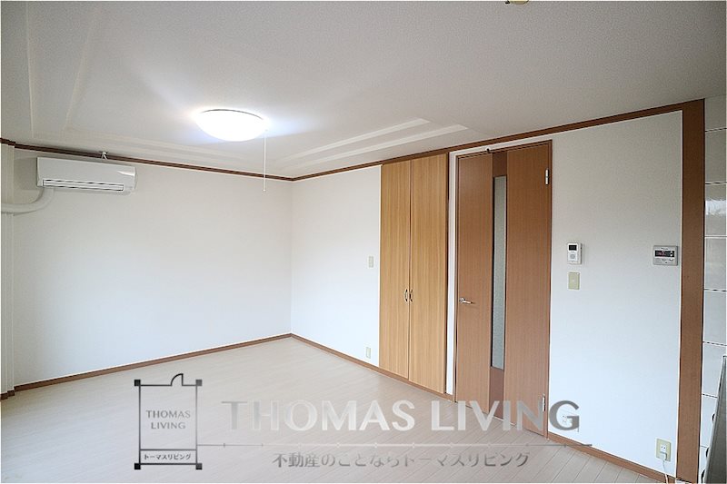 居室・リビング　広々としたリビングスペースです。