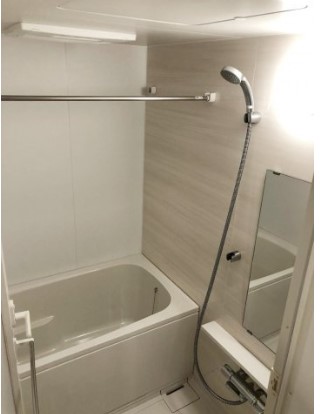 バス・シャワールーム　バス