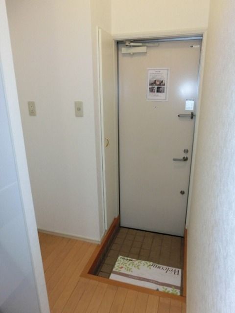 玄関　玄関スペース