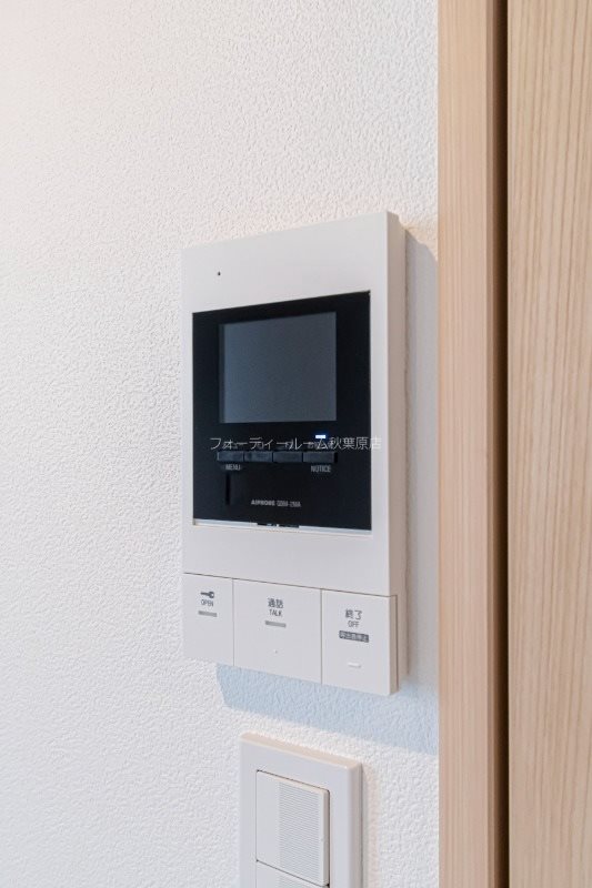 セキュリティ　《見学予約受付中》モダンなデザイナーズ物件！