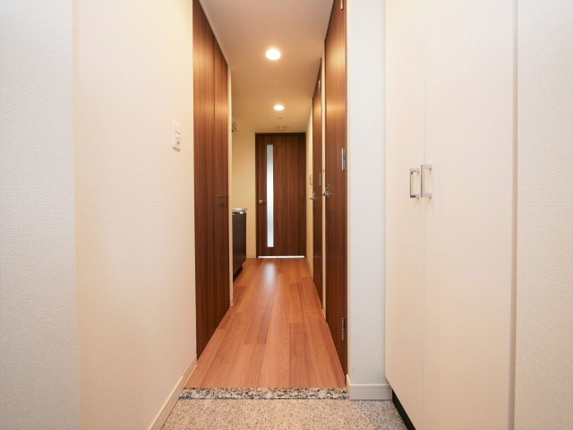 玄関　明るい玄関です