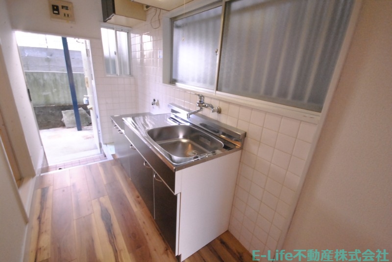 キッチン　※別部屋写真添付