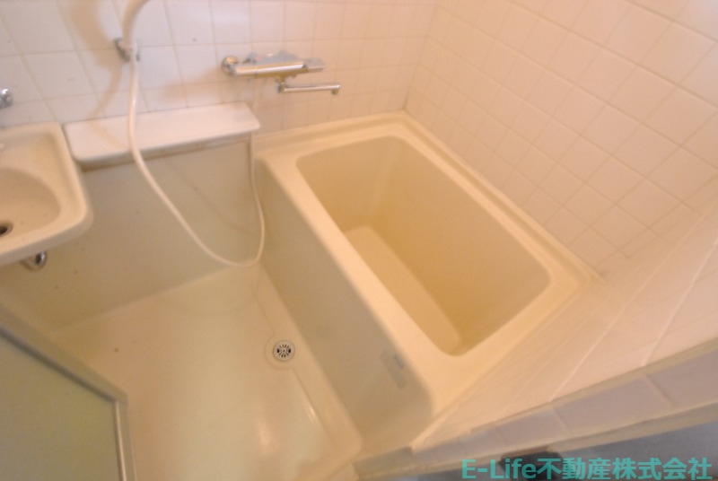 バス・シャワールーム　※別部屋写真添付