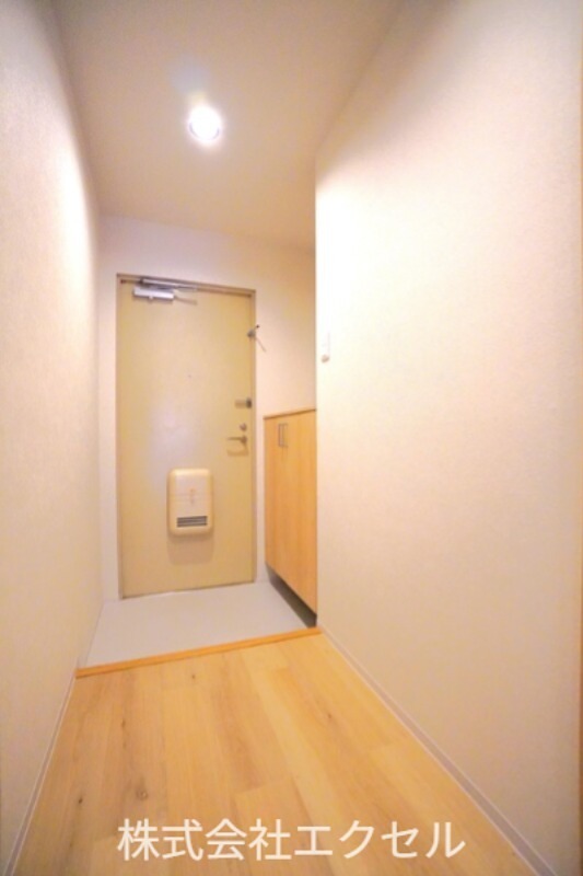 玄関　シューズボックス付きです。