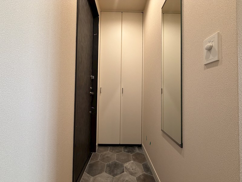 LA VITA西宮北口の玄関写真