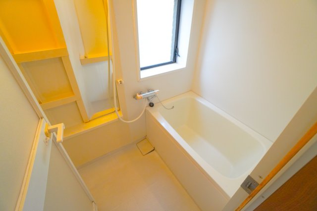 バス・シャワールーム　日々の暮らしに欠かせないお風呂です