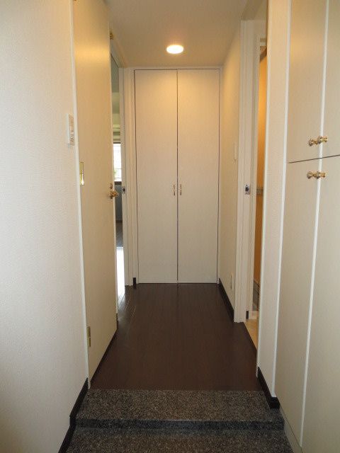 玄関　☆広々とした玄関☆