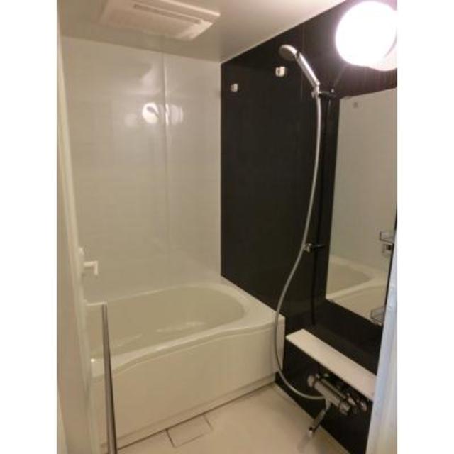 バス・シャワールーム　※写真は同タイプ住戸です。