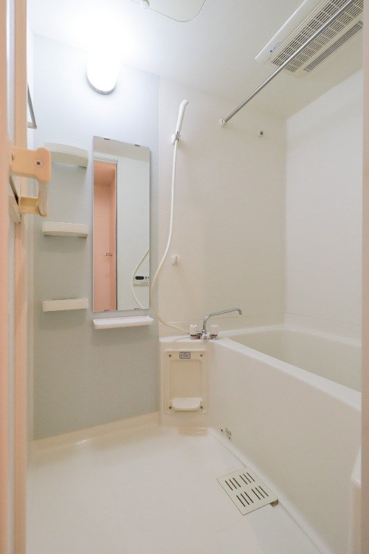 バス・シャワールーム　図面と現状に相違がある場合には現状を優先