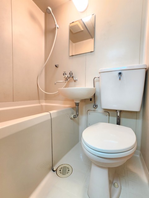 バス・シャワールーム　※同タイプの室内写真。仕様・設備は現況優先です※