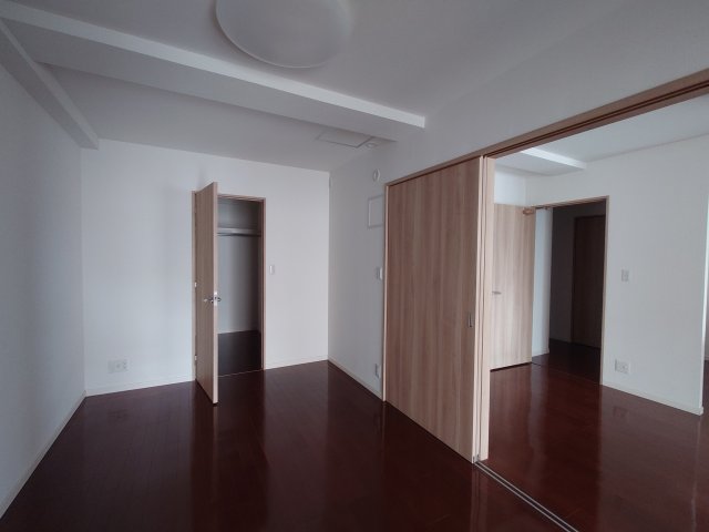 居室・リビング　同物件別号室の写真です。