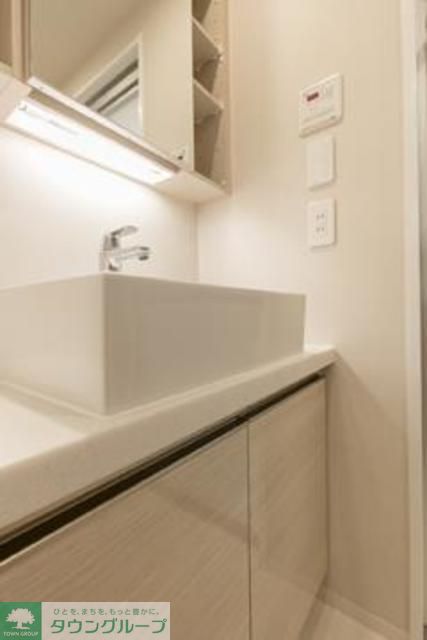 洗面設備　※写真は同タイプ住戸です。