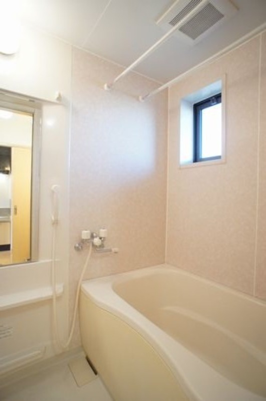 バス・シャワールーム　図面と現状に相違がある場合には現状を優先