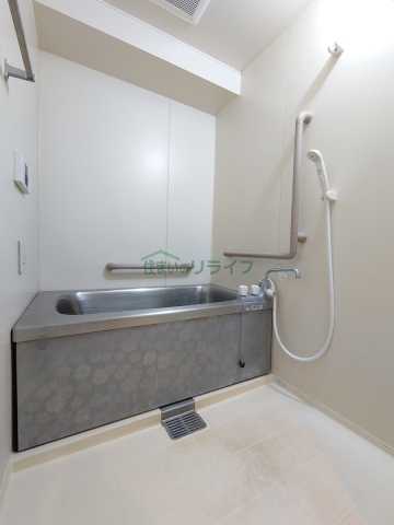 バス・シャワールーム　反転タイプ