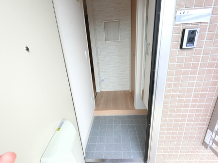 玄関　コンクパール