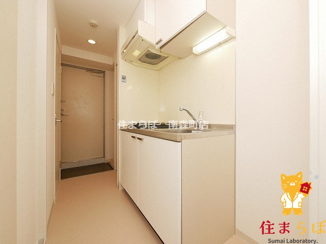 キッチン　「ただの部屋探しじゃない。“あなたの暮らし”探しです。」